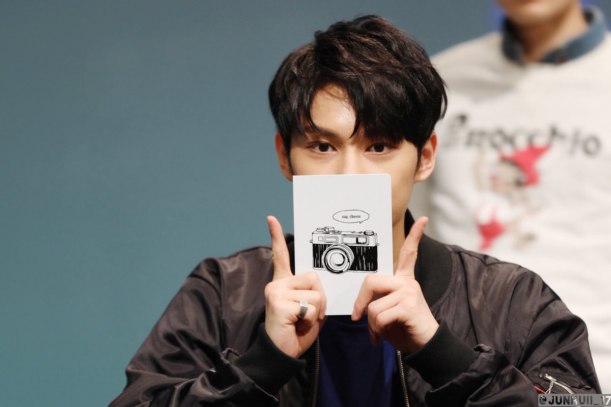 unbleached junhui (@junhuimelanin) on Twitter photo 