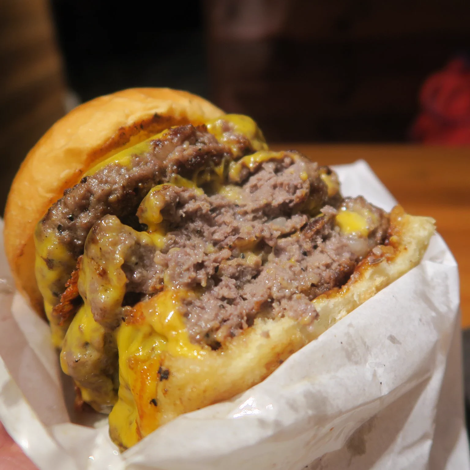 ゴリゴリバーガーwww肉とチーズの魔物！3✕3ゴリゴリバーガーwww