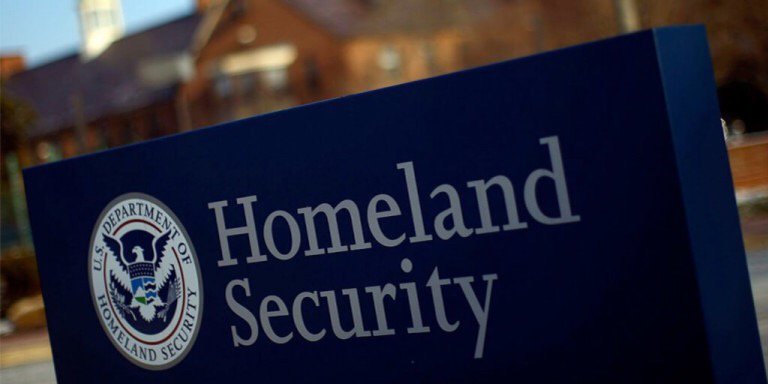 MeudtMark_GDIT's tweet photo. RT @govtechworks DHS#Procurement #Innovation Lab, It's Safe to Think Different https://t.co/FuIWxuidup https://t.co/MmYBVmLEg8