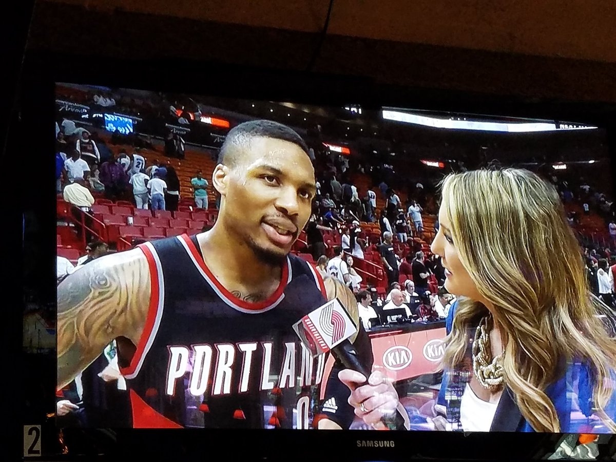 hoopergurl22's tweet image. @Dame_Lillard with the #Walkoffinterview with @brookeolzendam #ripcity #playeroftheweek