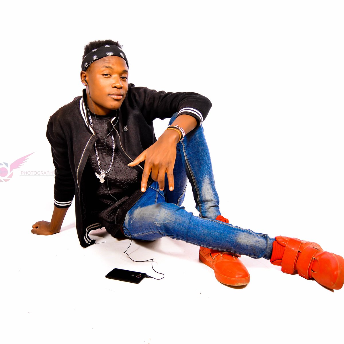 SymoMusic's tweet photo. Lets work for what we want,Keep your spirit up everyday. https://t.co/R7CVwGZkTR