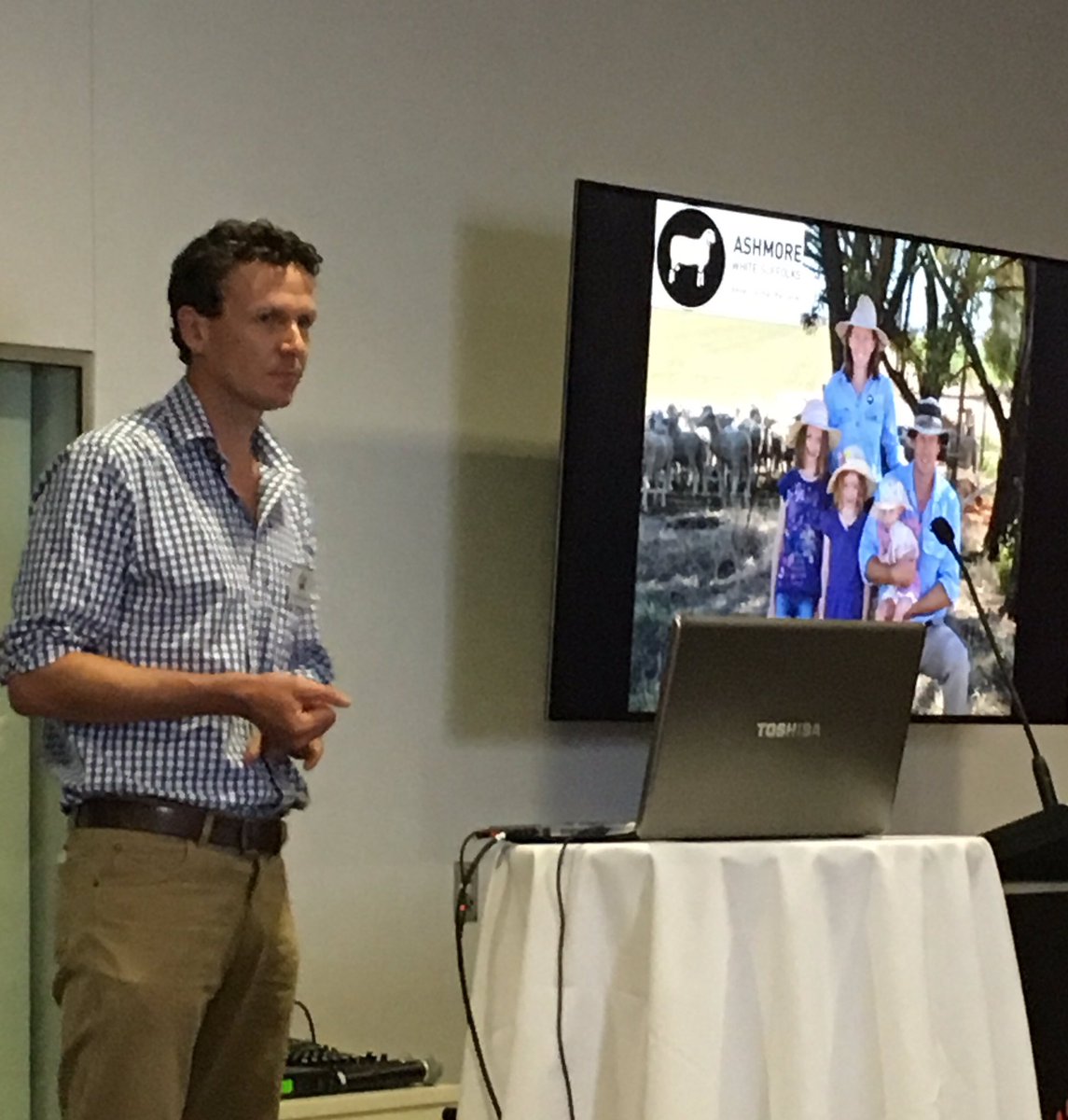 SheepProducers's tweet photo. Rebuilding after the #Pinery fires in SA - we lost 650 of our stud sheep flock - Ashmore's Troy Fischer #apdaconf2017 https://t.co/AdhggqySAU