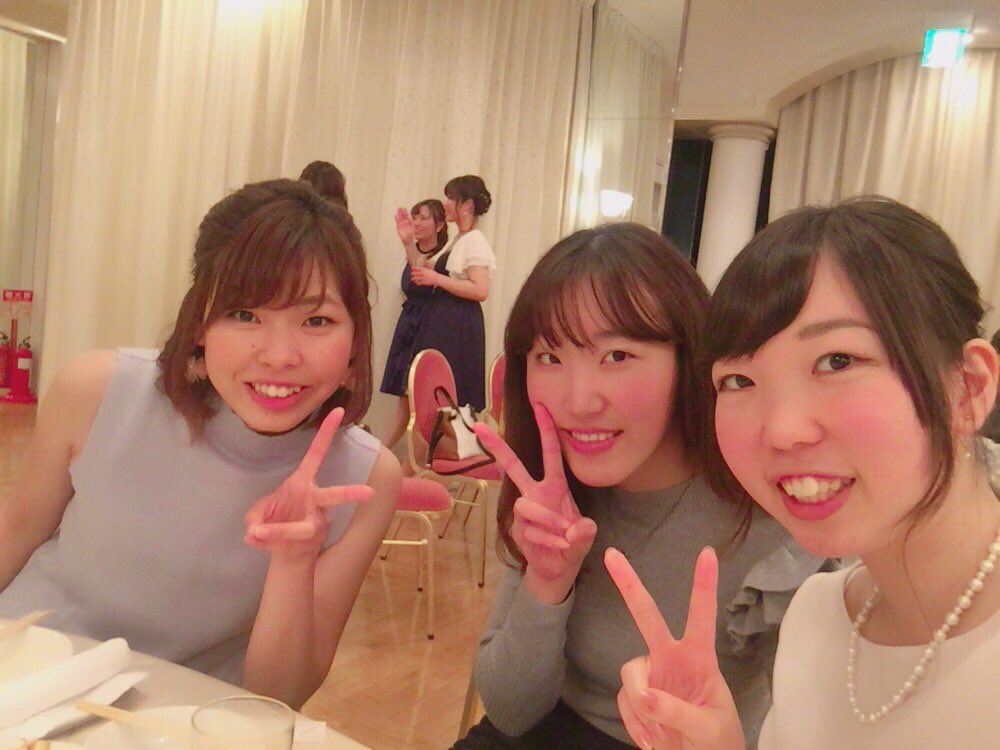 113m_m's tweet photo. 3.18和泉高校同窓会👠✨
良いのか悪いのかぜんぜん変わってないって言われた😳
久しぶりにみんなに会えて楽しかった💕
また、いろいろと集まりたいなー！ https://t.co/uFQ5euSqYf