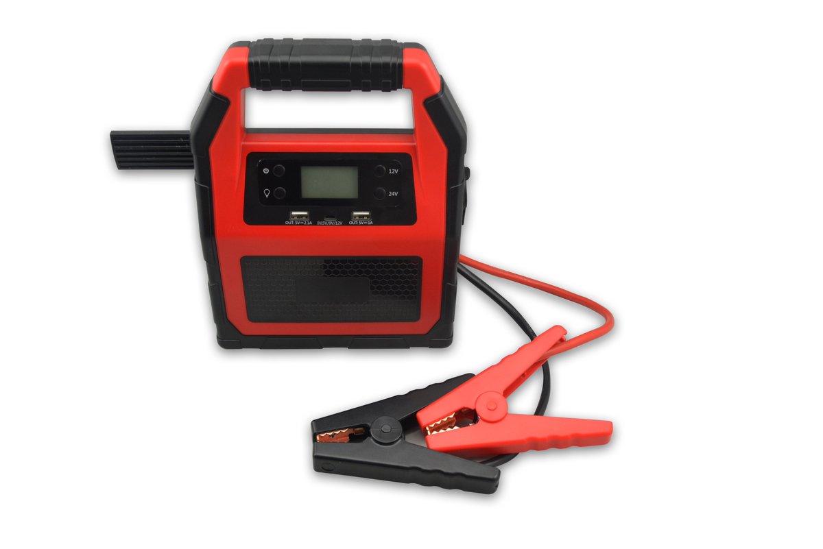 upowerlipos's tweet photo. You can start your dead car with this #Emergencyjumpstarter even  at -20° weather. #powerank #EV #OutdoorMedia https://t.co/NNOdGIQso8