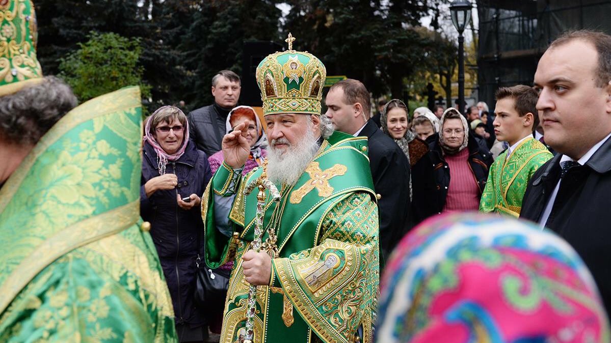 Belyi_Mish's tweet image. Готовятся. РПЦ объявила, что день Патрика в России – это 30 марта. Так что…