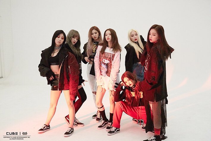 boalove0225's tweet photo. 1日遅れちゃったけど、CLC2周年おめでとう🎉🎂
CLC見てるとめっちゃ元気でます。
これからも大好きなグループです(^^)
来日も…!カムバも…!待ってるよ✨
#2YearsWithCLC https://t.co/MQUkpuK14A
