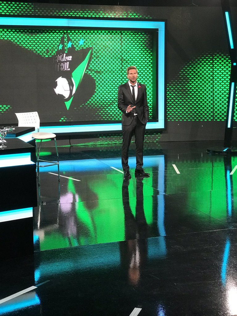 FansVignolo14's tweet photo. Las Polémicas La Discusión Todo El Fútbol En @pasioneltrece Por El @eltreceoficial A Las 23:45 Los Espero https://t.co/v8jylivmGA