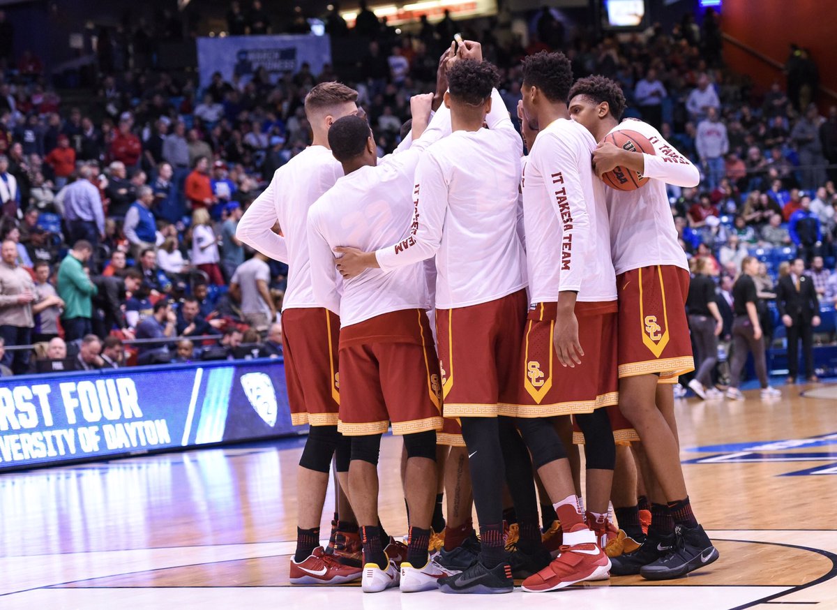 USC_Athletics's tweet photo. No @USC_Hoops team has ever won more games. 

Could not be prouder of the way you men represented the University. 

#FightOn #ItTakesATeam https://t.co/zuVbKtj9dm