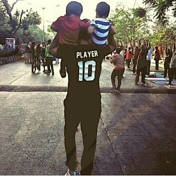 #sundayvibes #earlymorningwalks #pedestrianstreet #myjoyboys #azai #ivarr #momentsbecomememories #fulfilling....#repost @SHABIRAHLUWALIA IG