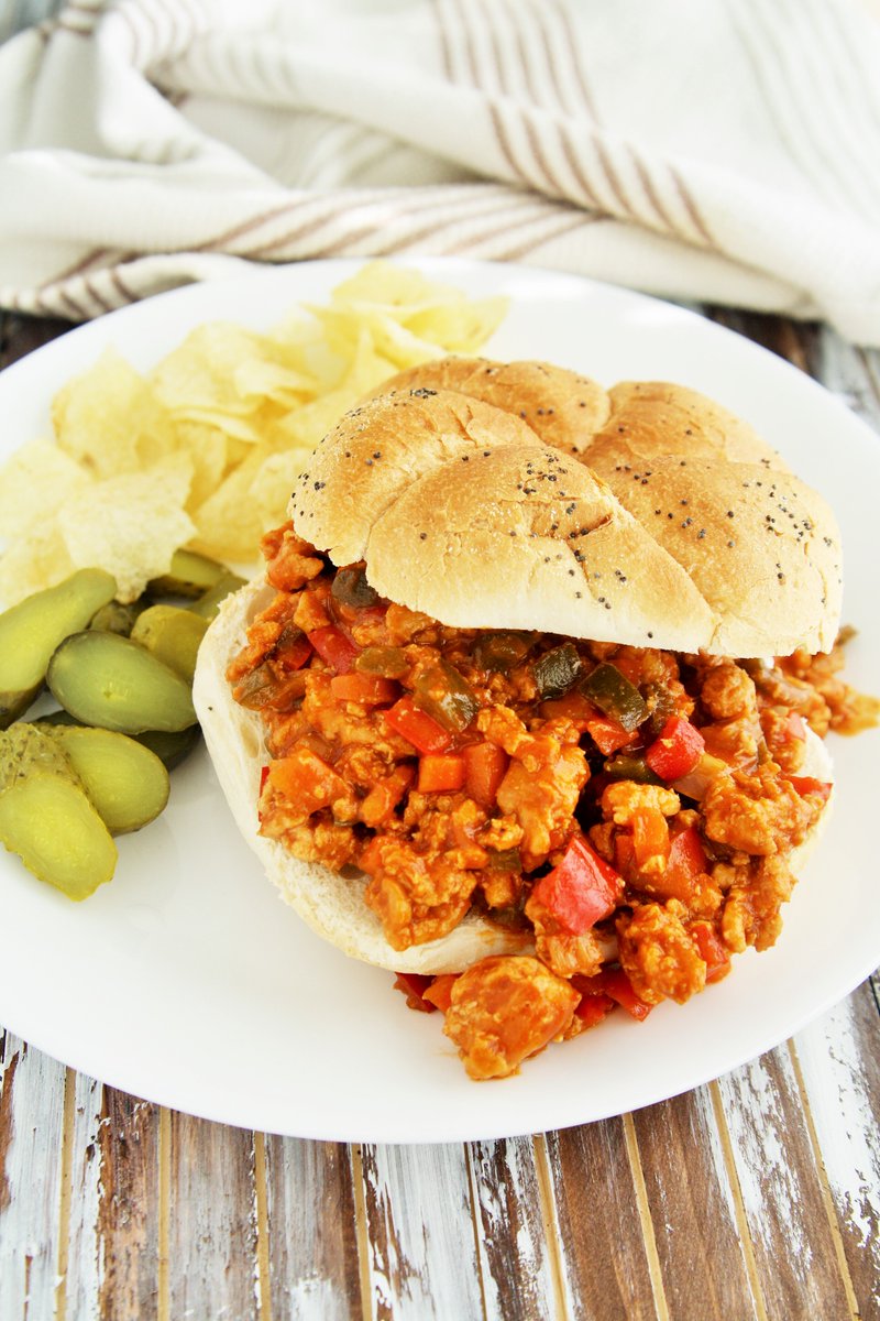 Traditional Sloppy Joes lightened up with turkey and lots of vegetables! Made with <a href="/Manwich/">Manwich</a> #ManwichTonight #ad thetastybiteblog.com/2017/03/15/veg…