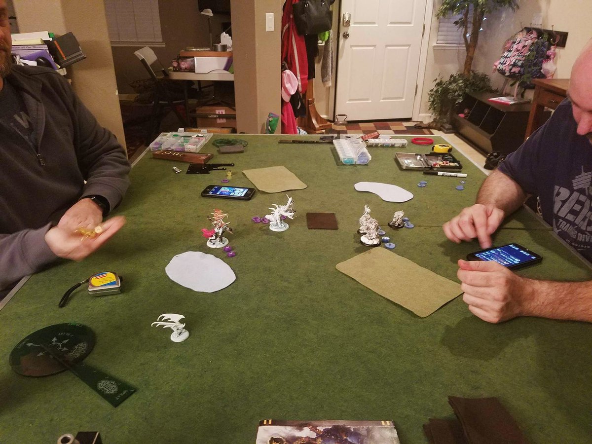 AltModeGames's tweet photo. Busting out Warmachine 
#warmahordes #privateerpress https://t.co/OJShlEdQBx