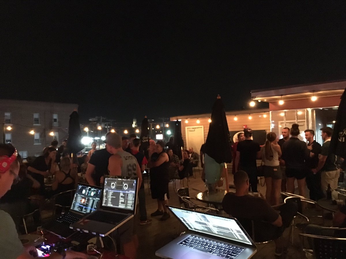 deejay_magnum's tweet photo. It's going down @industryoldtown on the rooftop! https://t.co/VGMmj3YFmV