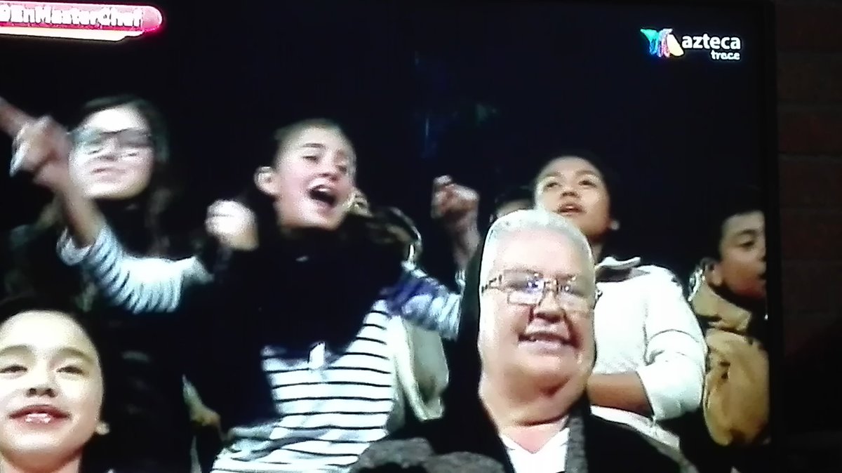 teenidlek17's tweet image. Cuando tu amiga la loca se empieza a descontrolar.
#MasterChefMx #CD9EnMasterChef