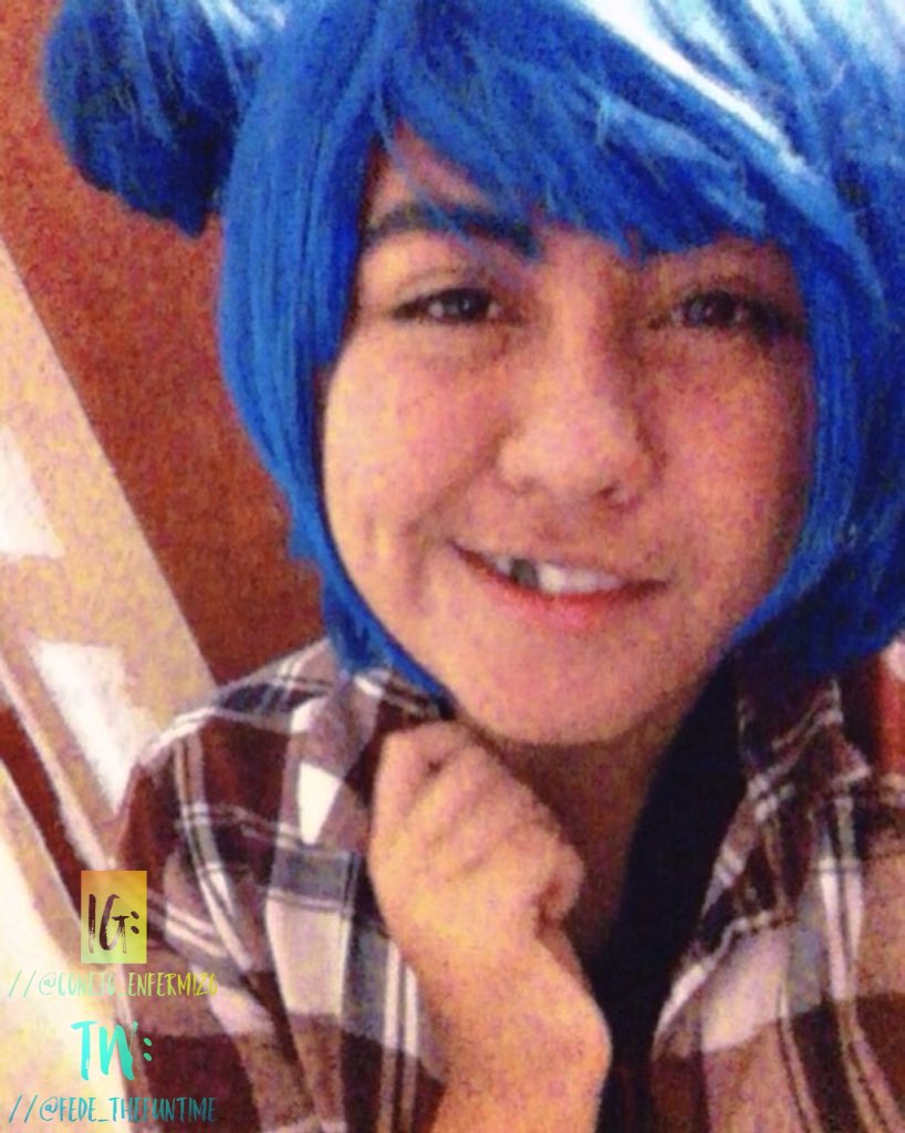 Fede_TheFuntime's tweet photo. Intenté hacer Cosplay de Lily pero en vez de eso salió mami @edd00chan / no sé qué decir, no lo tenía planeado pero espero te guste #FNAFHS https://t.co/AtjctjvEYV