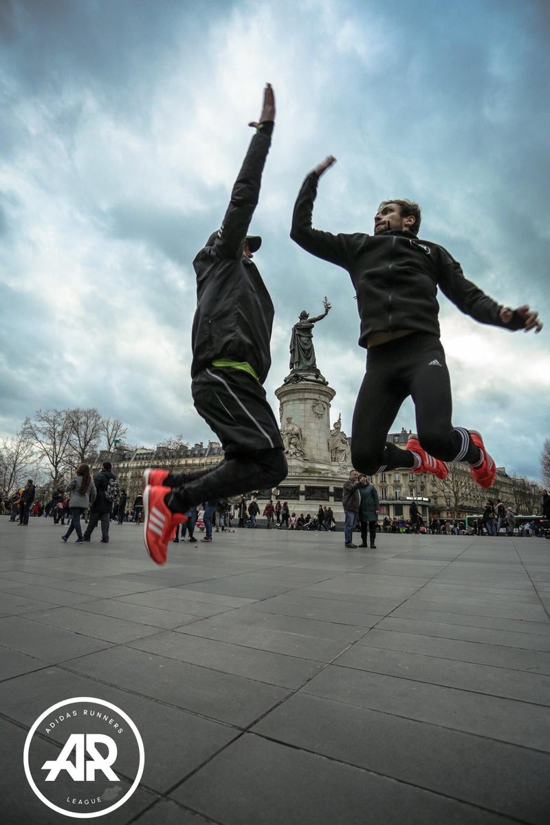 AR_Republique's tweet photo. #whyirunrepublique : mode Jump &amp; Fun activated pour cette dernière semaine de battle ! #PhilippeHalsman #jumpology #mondaymood 📸 @paskalrun https://t.co/vE72Z8yeDd