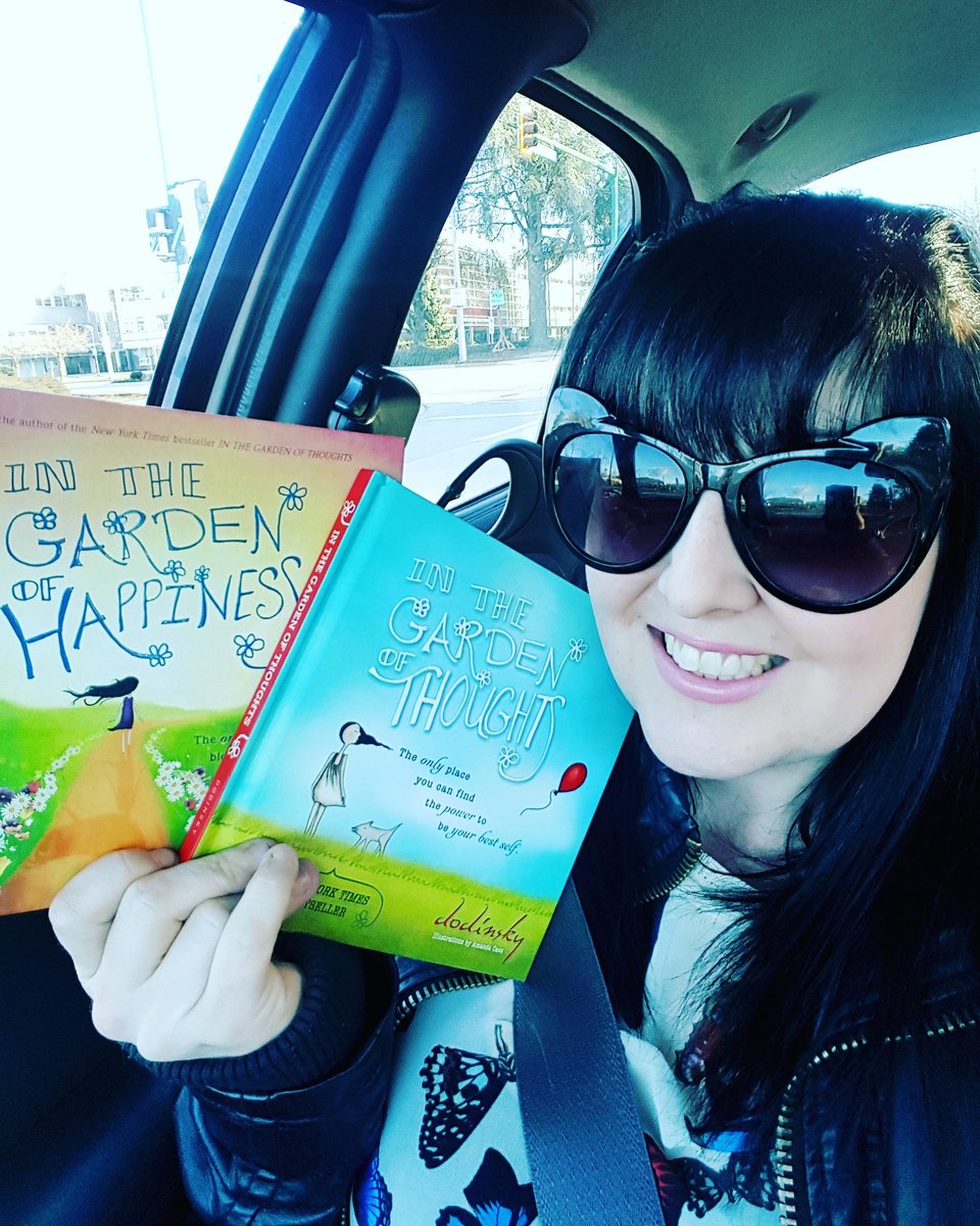 VancityHealth's tweet photo. New books❤️ inspirational quotes #dodinsky #inthegardenofhappiness #inthegardenofthoughts #affirmations https://t.co/Jg0oBxRlcO