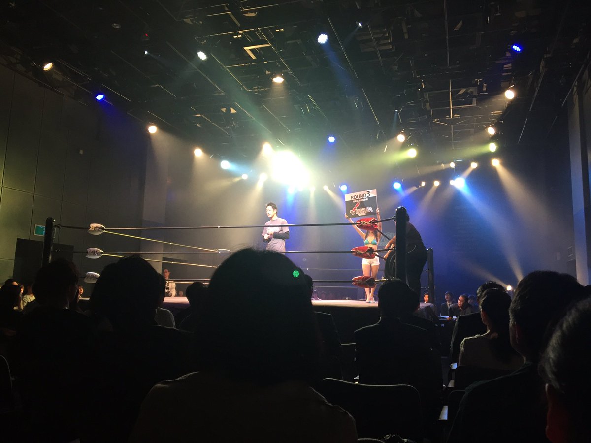 groove_2017's tweet photo. 増田石油株式会社の増田さんのプレゼンです！
#GROOVE2017 https://t.co/XrdNg2boY6