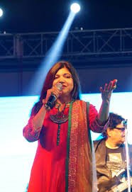 Happy birthday to Alka Yagnik. 