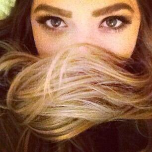 Laura_cubb's tweet photo. #selfiesunday https://t.co/Qk6SnKCfsS