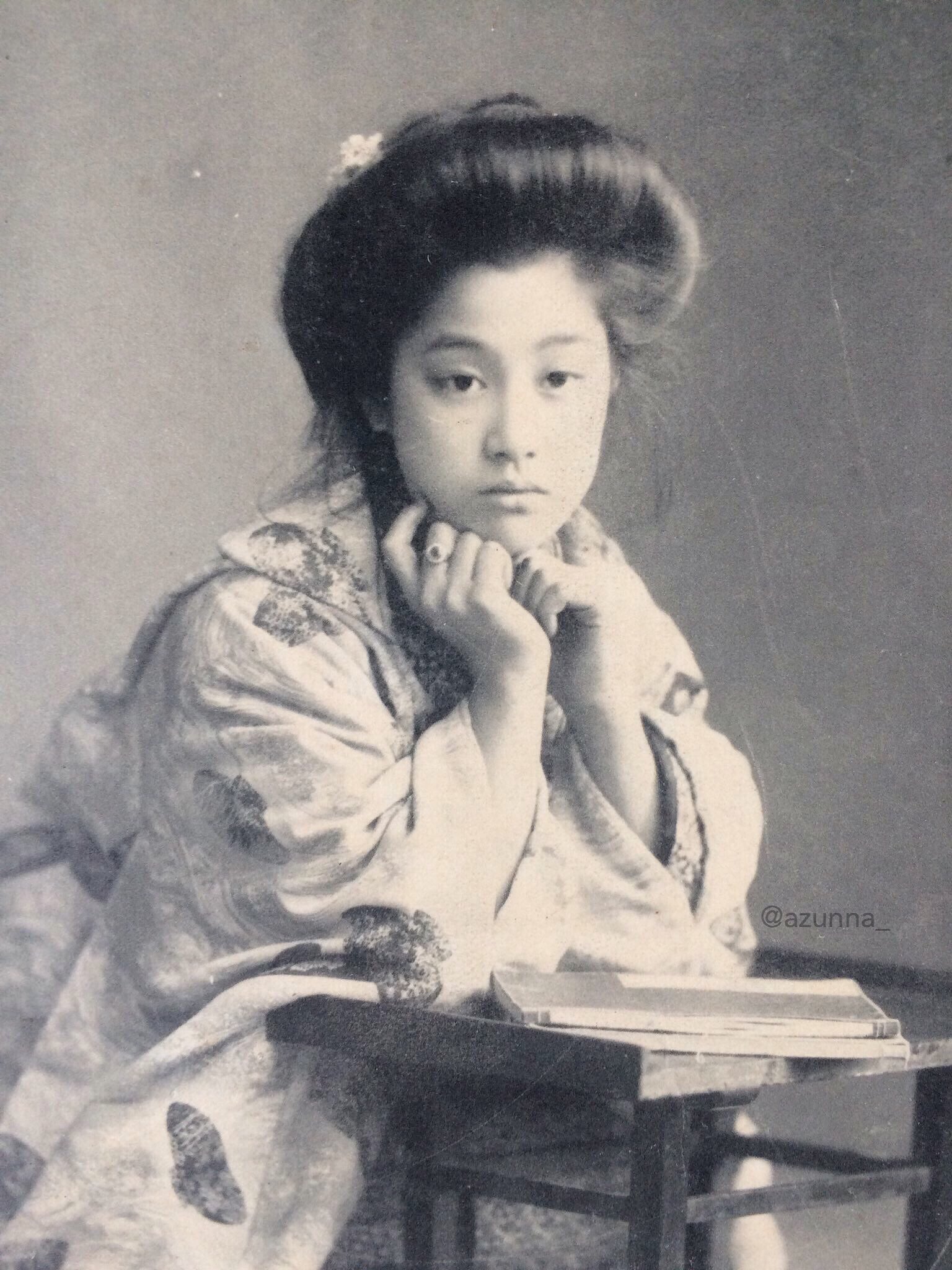 当時物【大正11年（1922年）】激レア 白黒ハガキ・芸者・花魁・遊女？紙物 Yahoo!オークション -「遊女」(アンティーク、コレクション) の