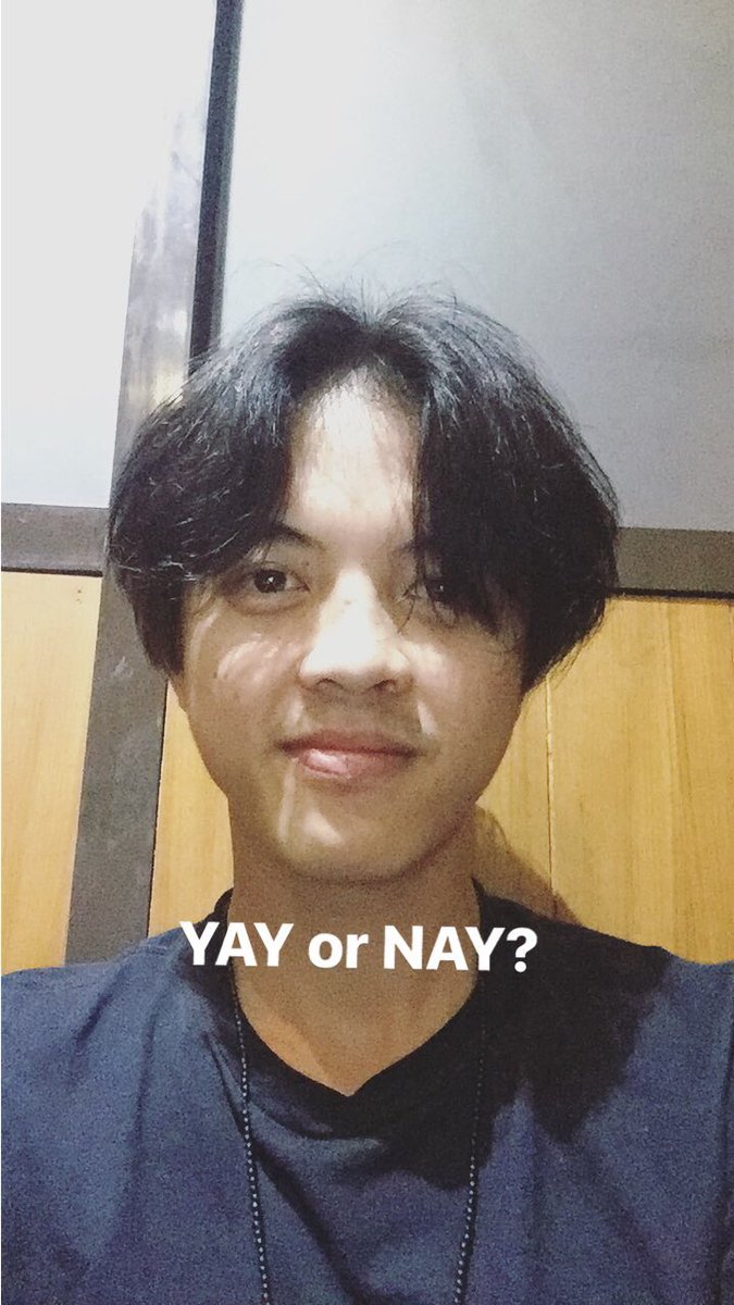 bismakarisma's tweet photo. Tengah atau Minggir? Heu~ https://t.co/e01LojVgEr