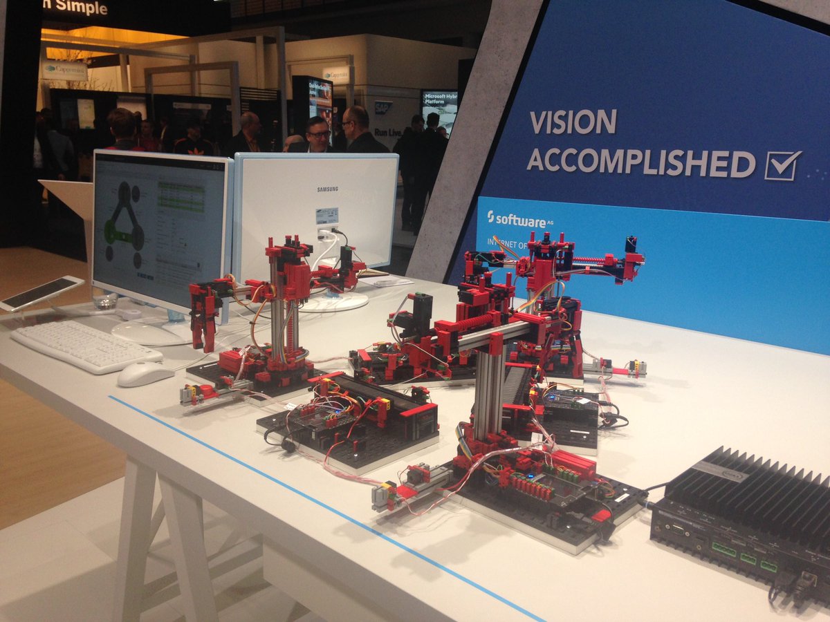BartSchouw's tweet photo. Industry 4.0 in action at our @SoftwareAG booth Hall4 at @cebit #withoutcompromise https://t.co/MXCxmwZovY