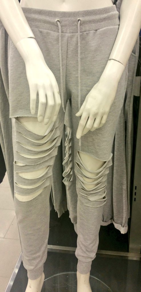 Super uber torbaci be pacoz karisimi bir guzellik #Primark #londra #moda #trend #distroyed #jogger