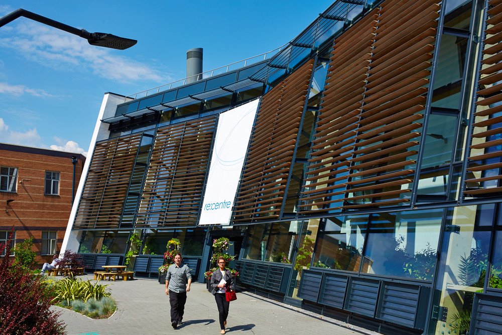 StudentSource's tweet photo. One of the world’s great technology universities, at the forefront of groundbreaking research @UniofBradford is our #topUNI this week https://t.co/ASiA8aBzQ6