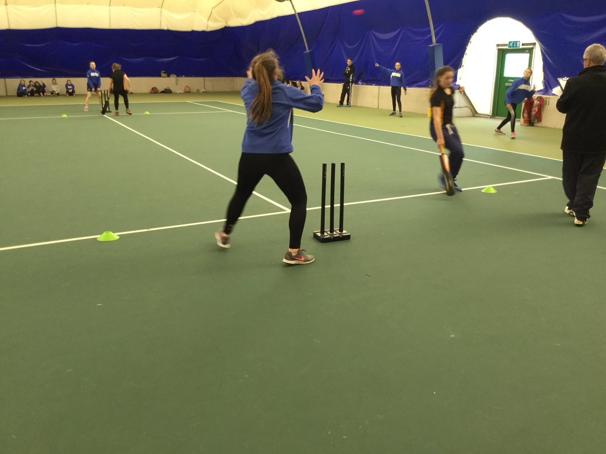 sportslaureate's tweet photo. Anybody know women or girls 12+ who have 'kinda thought about' playing cricket, send them to Taskers Dome Hwest, TONIGHT! 7pm. FREE. Pls RT. https://t.co/TmlPd48pCr