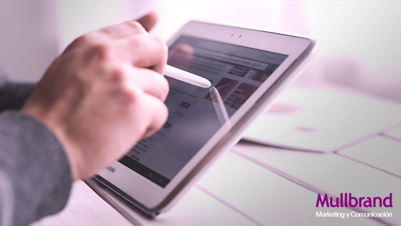 MULLBRAND's tweet photo. 6 Consejos para hacer #ResponsiveEmails y tener éxito en tus campañas #online >> https://t.co/FbekKHn9sm https://t.co/XTBsb3K5Ai