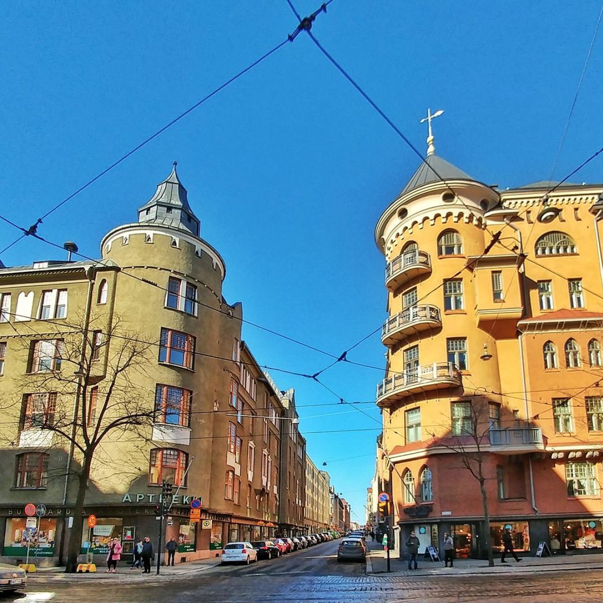 VisitHelsinki's tweet photo. First day of #spring! ☀️💚 Enjoy the sunshine! #myhelsinki #helsinki #SpringEquinox 📸: funktoni (IG) https://t.co/x9EliOSpqw