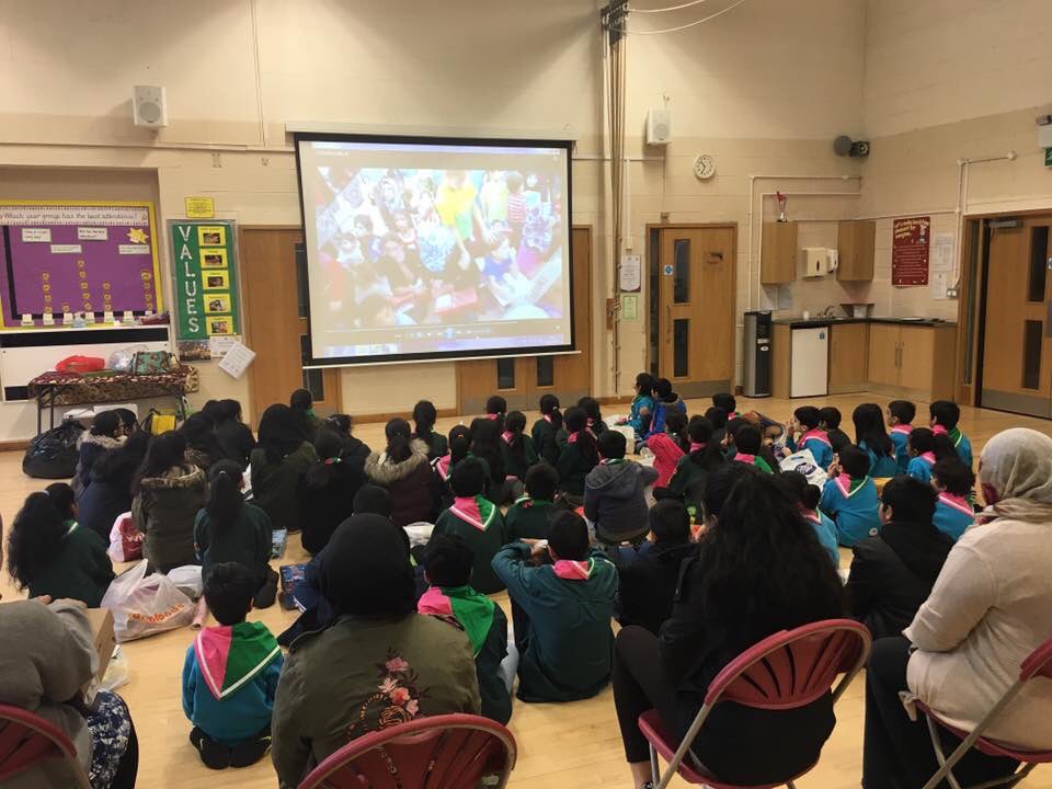 GoldmarkCom's tweet image. Goldmark Communities says THANK YOU to @1VScouts for their generous colourful shoeboxes filled with treats for the children of Syria!