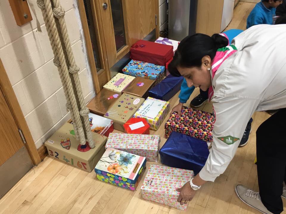 GoldmarkCom's tweet image. Goldmark Communities says THANK YOU to @1VScouts for their generous colourful shoeboxes filled with treats for the children of Syria!