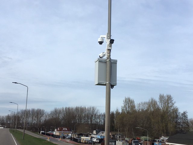 lesecbv's tweet photo. De eerste kentekenregistratiecamera’s op het Nieuwland Parc zijn geplaatst! #Kentekenregistratiecamera #Hikvision #Lesec https://t.co/T2RcdETy85
