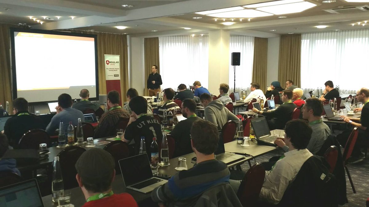 AngularDays's tweet photo. Der zweite Angular Track startet mit "Alle lieben #Typescript - und Sie?" mit @philippburgmer. https://t.co/bzJjEsGLnB