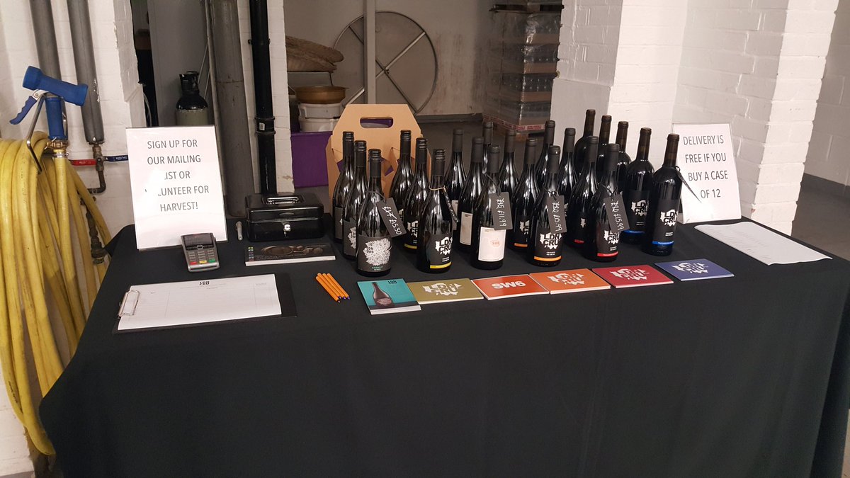 mikeybrown90210's tweet image. Spending #InternationalDayOfHappiness volunteering @LDNCRU #BottlingIt followed by @HawksmoorLondon #DrinkingIt