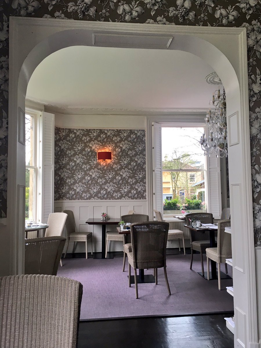 iamlottebrouwer's tweet photo. Not a bad start to a #Monday! 🙌🏻☕️ waking up at @villa_hp 😴#mondaymood #morningcoffee #weekendbreak #Bath #weekendaway https://t.co/XubOxGBbv2