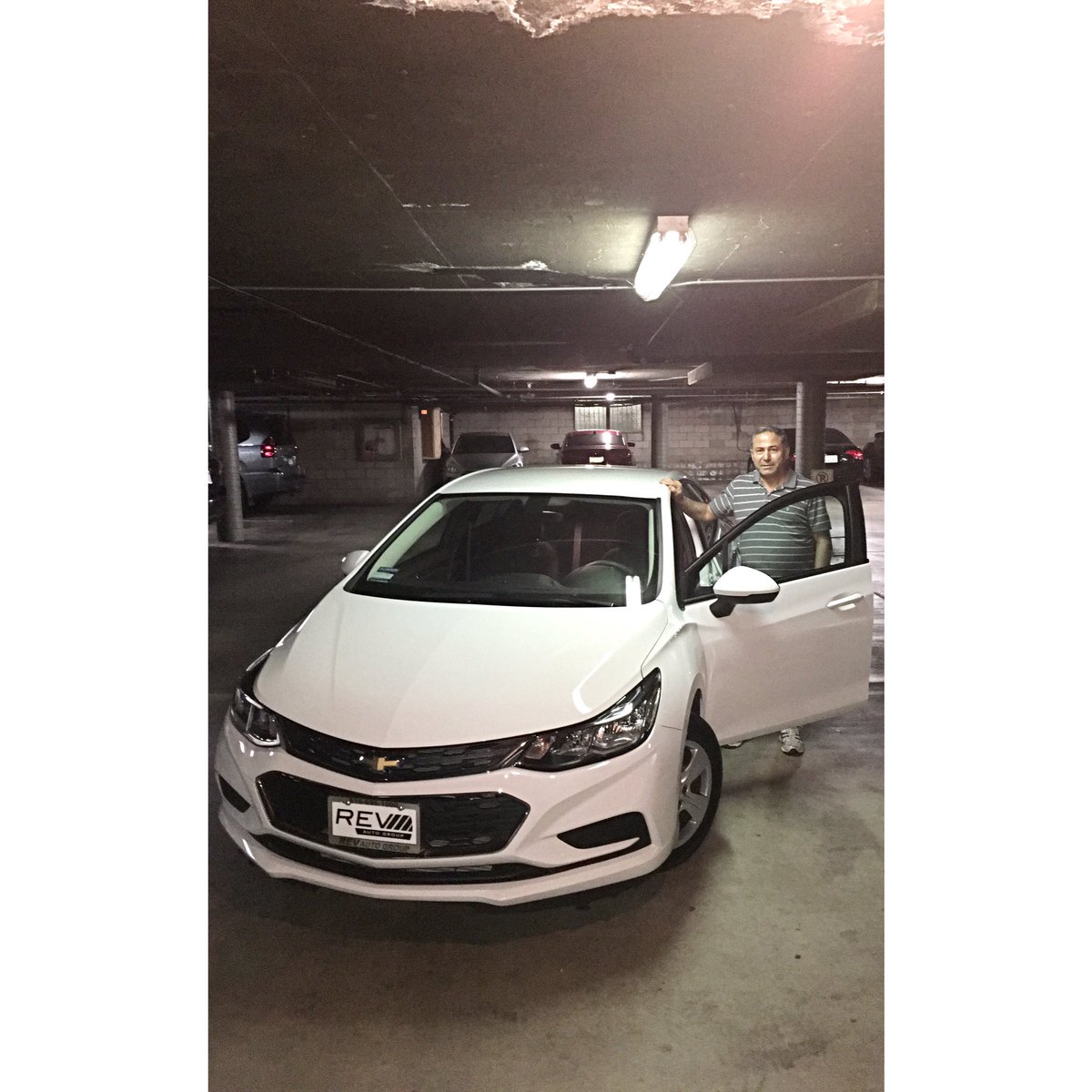 RevAutoGroup's tweet photo. Another Happy Client joining the #RevAutoGroup family
❗️Chevy Cruze $115❗️
🛫Delivered to Glendale, Ca🛬
☎️Give us a call 1(818)696-1000☎️ https://t.co/TffCAecvlF