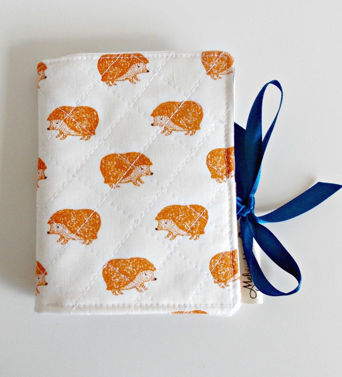 MelvisMakes's tweet photo. Hedgehog Needle Book, Cute Needle Case, White Orange Needlebook, Sewin… https://t.co/4MPWbgRtXS #Etsy #NeedleStorage https://t.co/2FXe0TXMVn