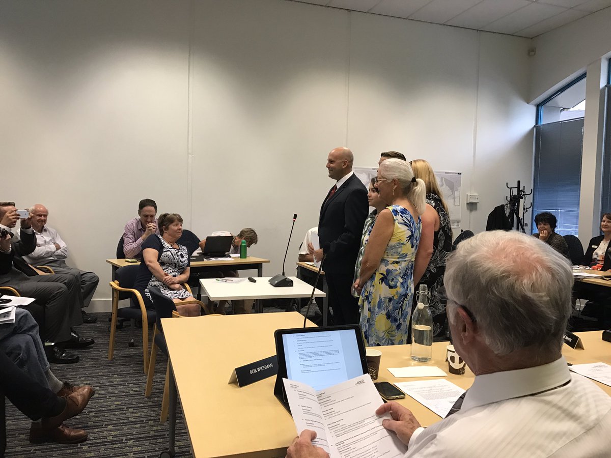 TofikNZ1's tweet photo. Congrats #MikeTurinsky.
Was hapy to b ther(in suport)@his ofcial sworn into #HowickLocalBoard
U wil do wel my friend!
#FunctioningBoard https://t.co/L8Q5DEglgn