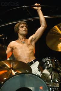 Wishing a happy birthday to the drummer of progressive rock group Emerson Lake and Palmer: Carl Palmer. 