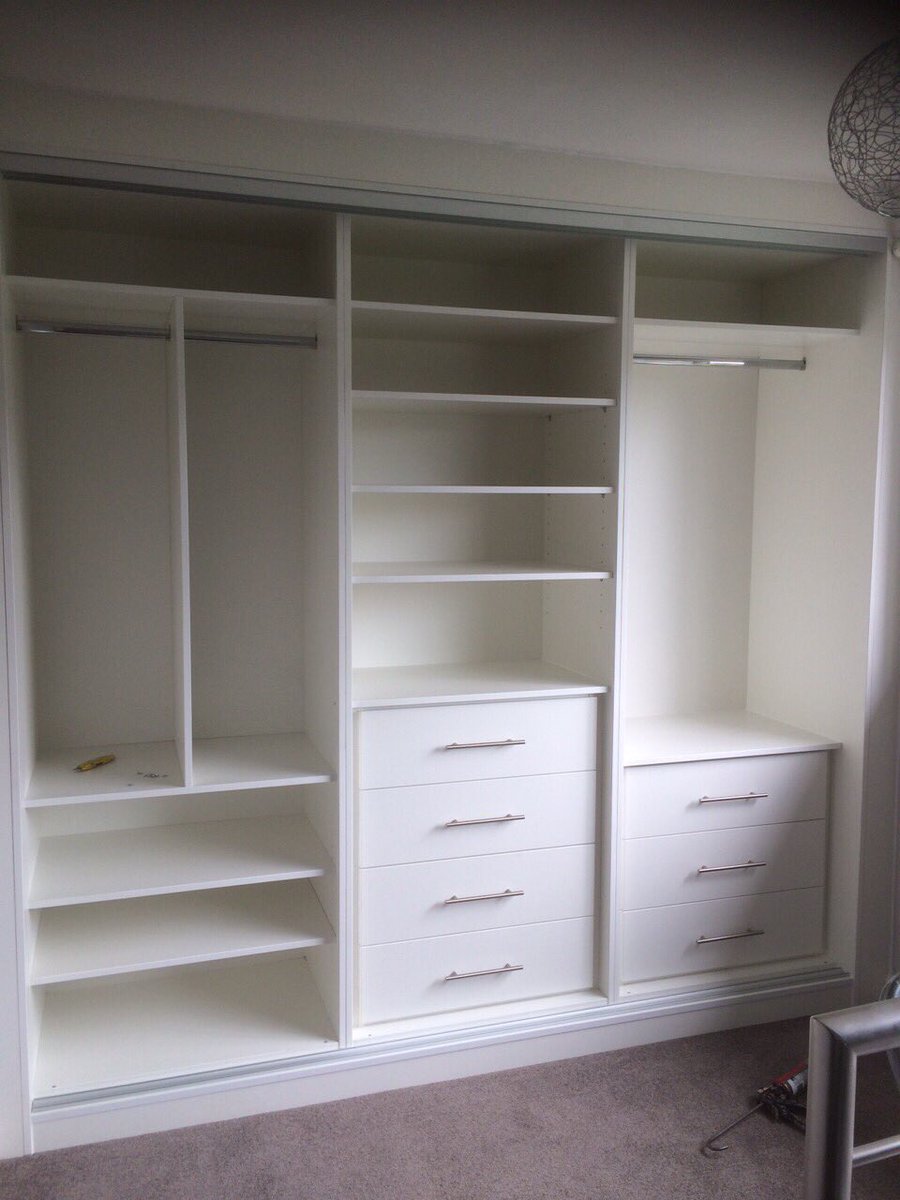 m2minteriors's tweet photo. M2M Easyslide Robe Sliding Doors &amp; Cabinetry internals. Aluminium &amp; Pure White #bedroom #sliders #slidingrobes #m2m #madeintheuk https://t.co/wdMokFjzjN