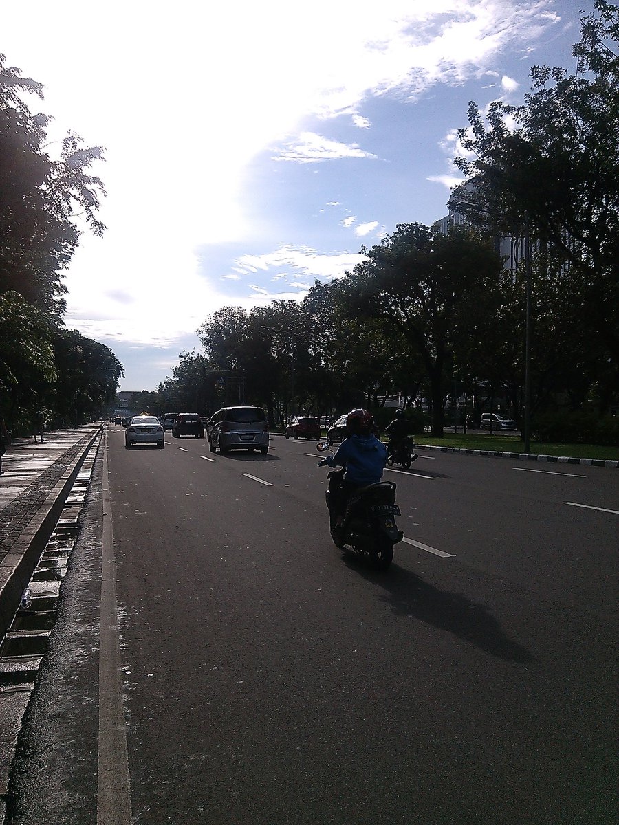 17:23 Jl Merdeka Timur arah Istana Merdeka lancar <a href="/SonoraFM92/">Radio Sonora Jakarta</a>