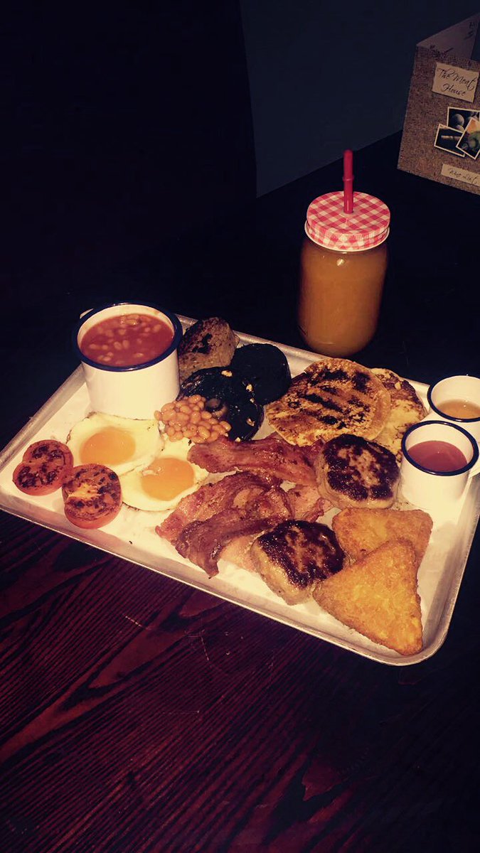 Themeathouse28's tweet photo. @Themeathouse28 
New breakfast starts this Saturday 😁 £5 to kick start the weekend off in style
To book yours call 0191 2580000 https://t.co/xFHRsSb7o0