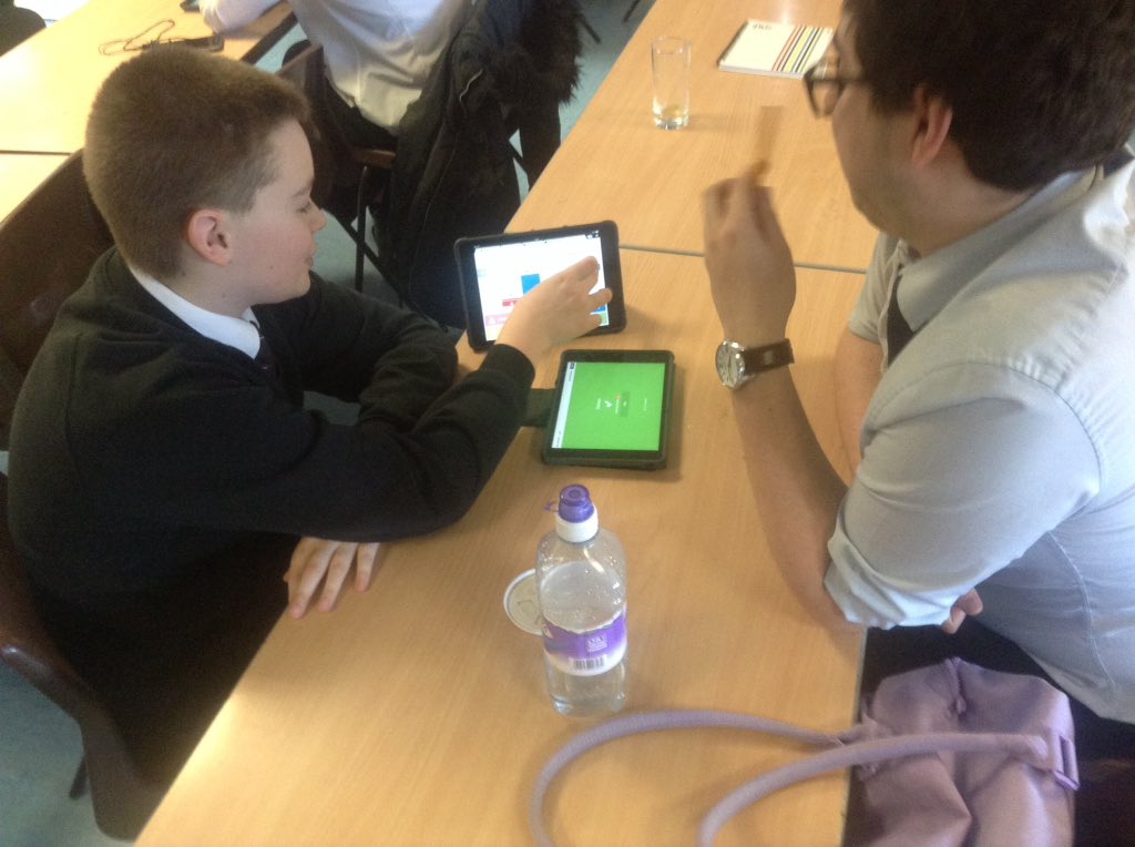 RossettDL's tweet photo. Great to see @RossettDL giving the @rossett ITTs the benefit of their iPad experience #beingr https://t.co/wCztxVRtpt