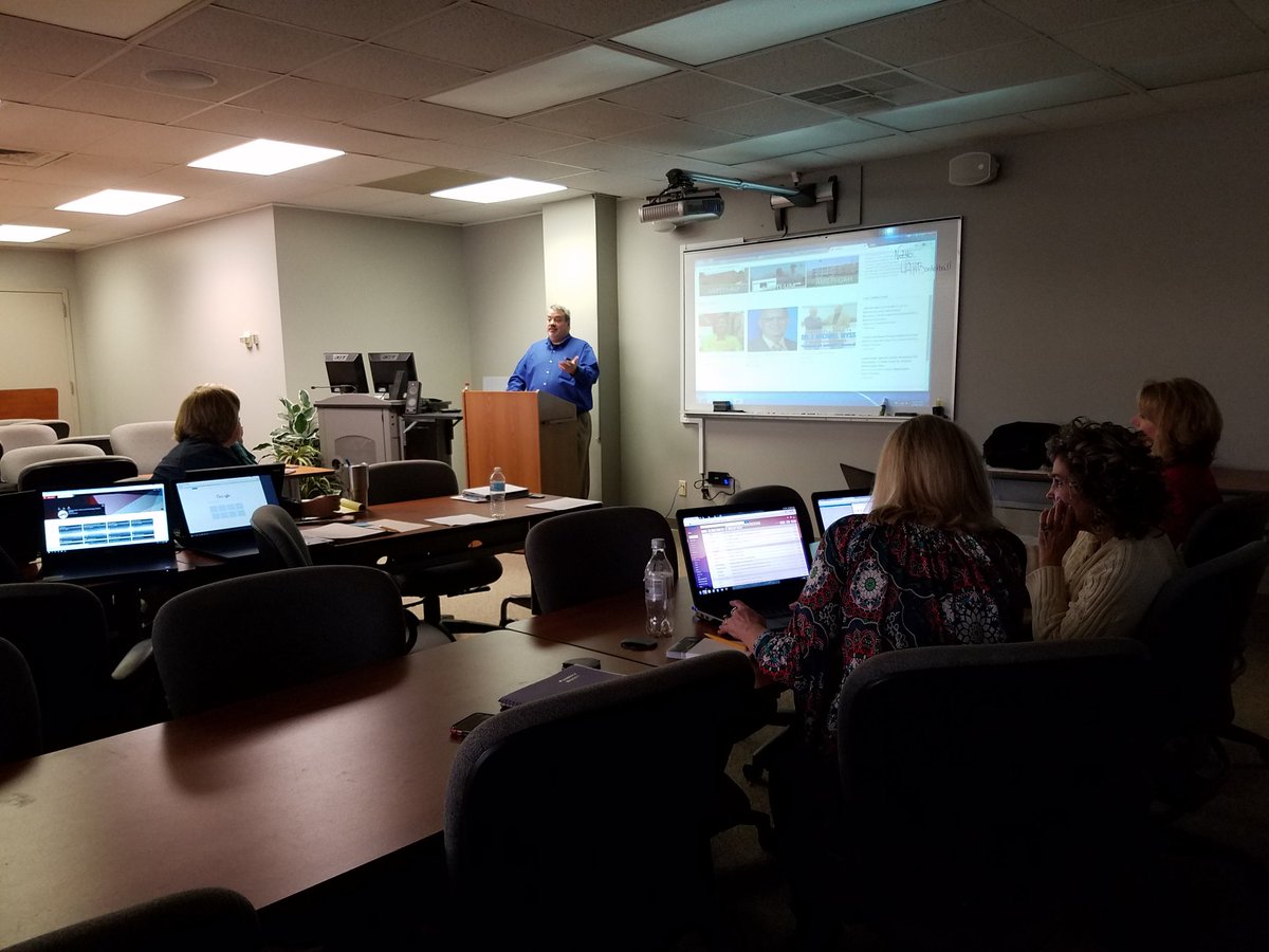 ethompson424's tweet photo. AMSTIASIM UAH learning new technology tips from Keith George on a beautiful Monday morning! @AmstiUAH #AMSTIWORKS https://t.co/CTwv1JlV00