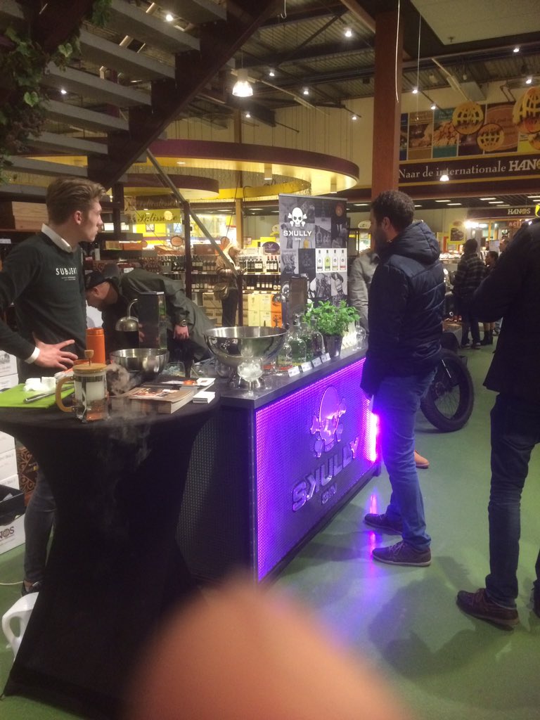 PieterLenstra's tweet photo. Inspiratiedag in volle gang! Veel vuur, inspiratie en gezelligheid! Komt u ook? https://t.co/x9MrWhEqu4