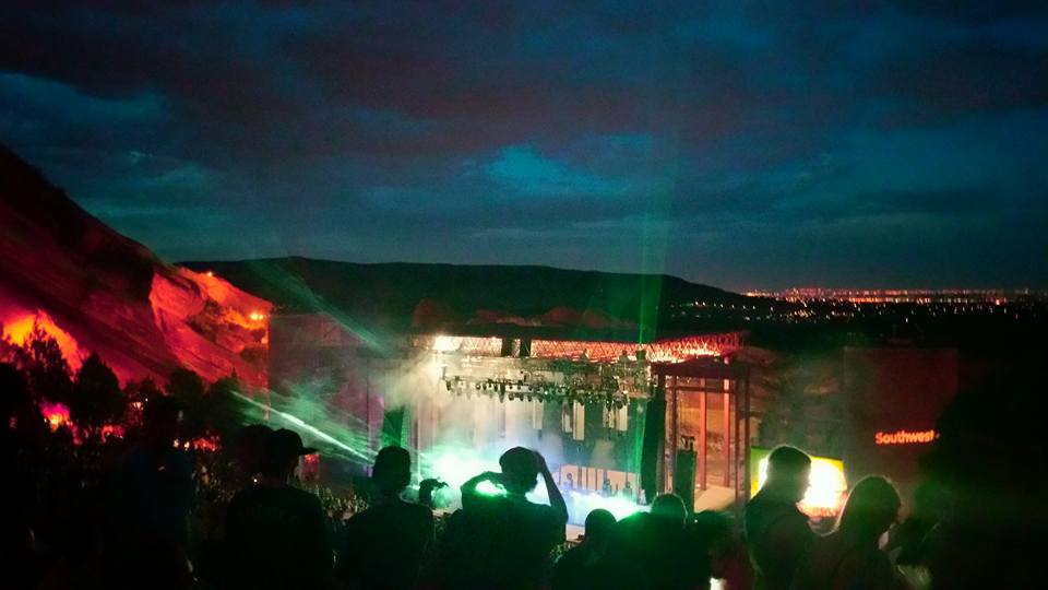 emaemx's tweet photo. daydreaming of one of my favorite sets, @PrettyLights at Red Rocks in 2015. found the color of your soul in the sky that night. https://t.co/e5mzJbmSFy