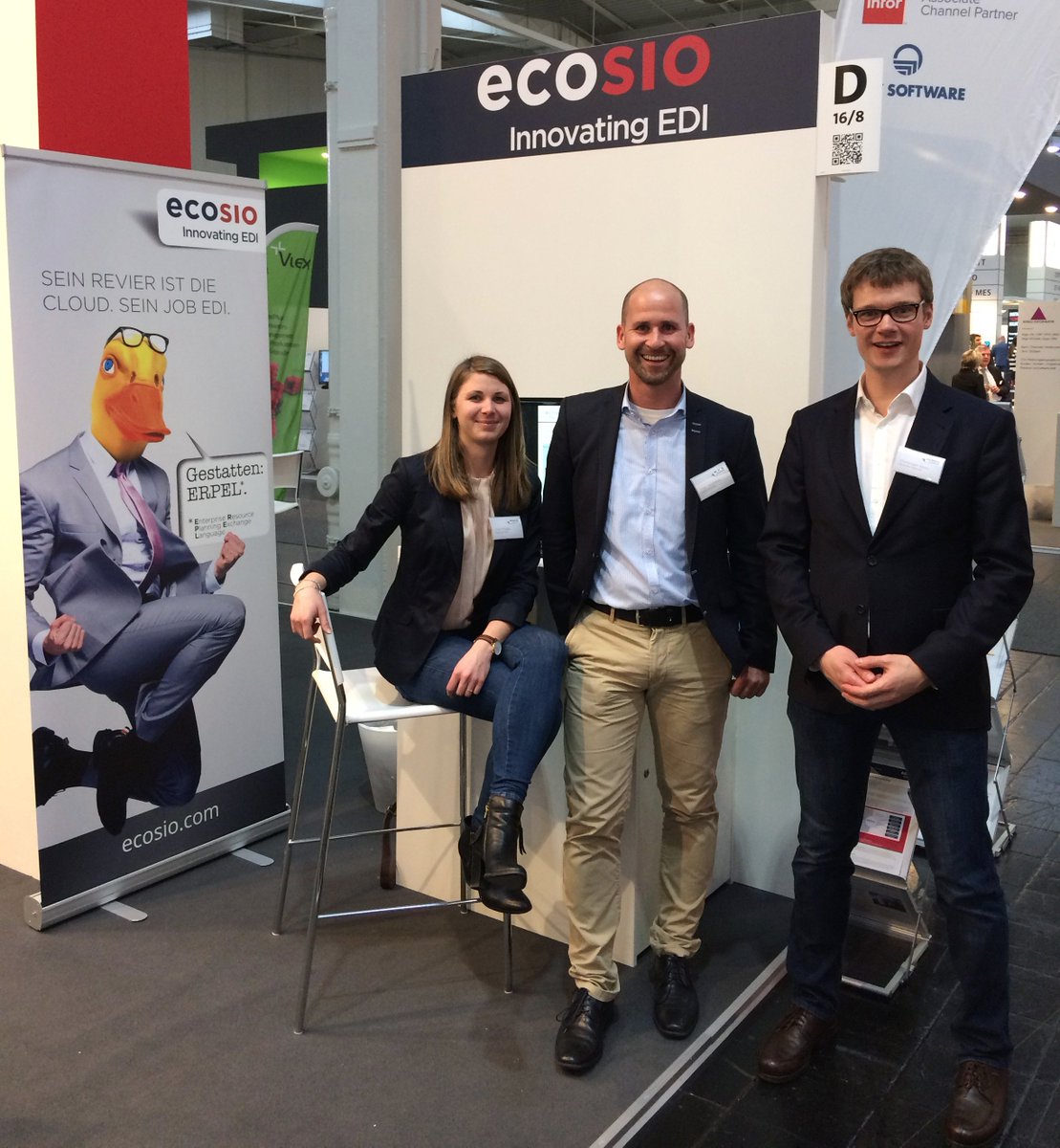 Ein erfolgreicher erster CeBIT-Messetag im <a href="/ERP_Park/">trovarit</a> geht schön langsam zu Ende. Wir freuen uns auf die Fortsetzung morgen! <a href="/cebit/">Cebit</a>