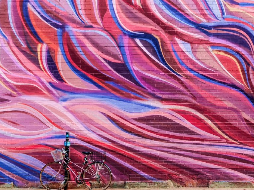 FahrradClub's tweet photo. Searching for the direct way to happiness? Take a bike! 🚲❤️😊

#InternationalDayOfHappiness https://t.co/LGhqYvtIsM